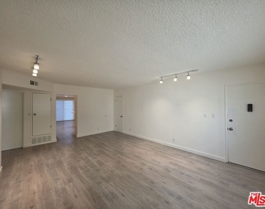 1711 Malcolm Avenue - Photo Thumbnail 27