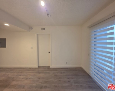 1711 Malcolm Avenue - Photo Thumbnail 35
