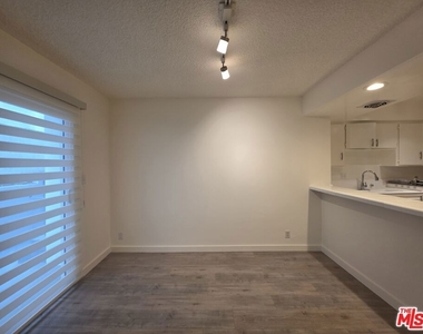 1711 Malcolm Avenue - Photo Thumbnail 34