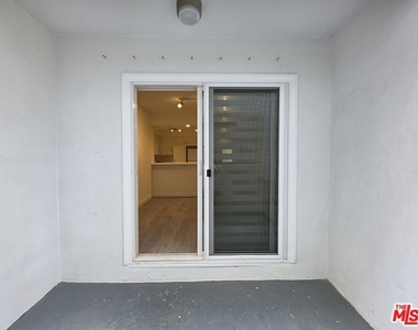 1711 Malcolm Avenue - Photo Thumbnail 25
