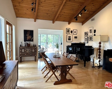 20485 Callon Drive - Photo Thumbnail 3