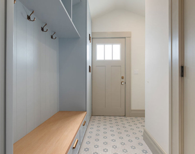 2180 W 31st Street - Photo Thumbnail 13