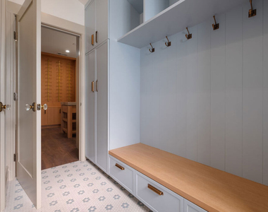 2180 W 31st Street - Photo Thumbnail 15