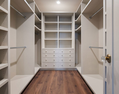 2180 W 31st Street - Photo Thumbnail 20