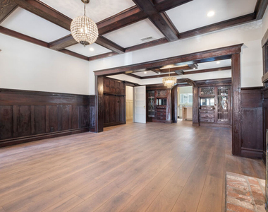 2180 W 31st Street - Photo Thumbnail 7