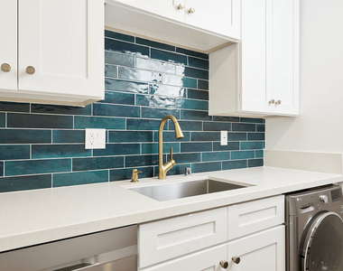 305 San Vicente Boulevard - Photo Thumbnail 3