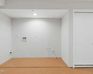 1740 Patricia Avenue - Photo Thumbnail 41