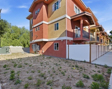 1740 Patricia Avenue - Photo Thumbnail 3