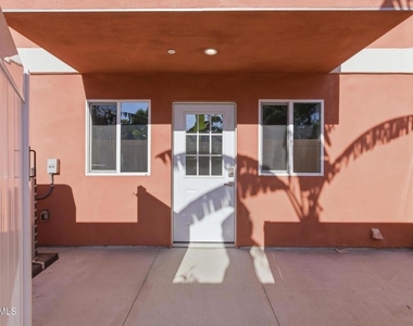 1740 Patricia Avenue - Photo Thumbnail 57