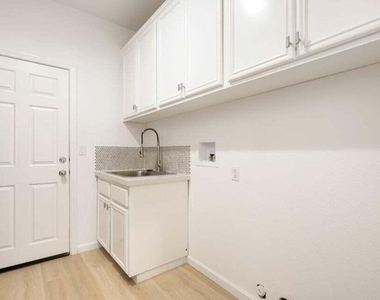 836 Mira Grande - Photo Thumbnail 18