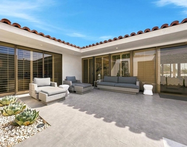 78025 Lago Drive - Photo Thumbnail 15