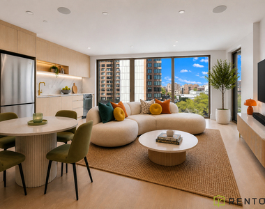 960 Franklin Avenue - Photo Thumbnail 1