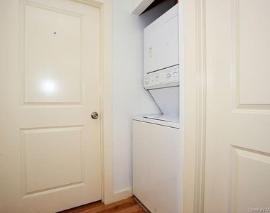 13235 41st Road - Photo Thumbnail 6