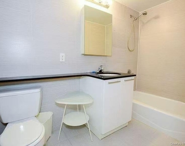 13235 41st Road - Photo Thumbnail 7