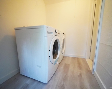 416 Ridgeway - Photo Thumbnail 5