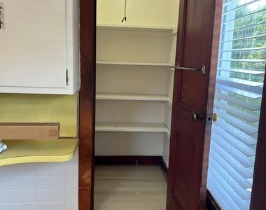 27 Washington Avenue - Photo Thumbnail 4