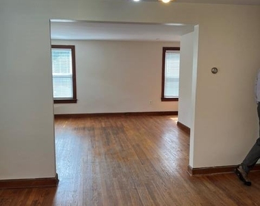 27 Washington Avenue - Photo Thumbnail 5