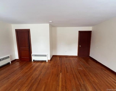 27 Washington Avenue - Photo Thumbnail 10