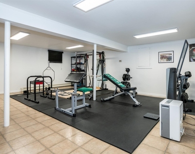 67 Newkirk Road - Photo Thumbnail 16