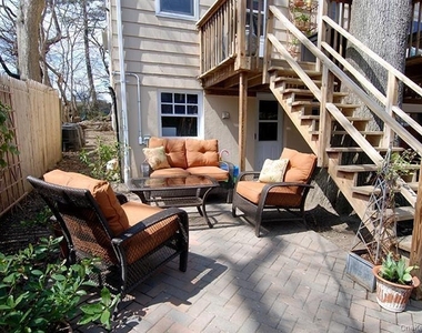 1864 Palmer Avenue - Photo Thumbnail 30