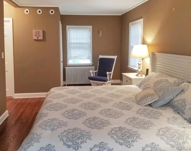1864 Palmer Avenue - Photo Thumbnail 15