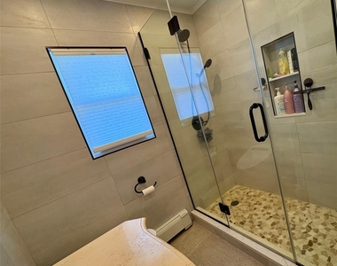 3362 Elliott Boulevard - Photo Thumbnail 10
