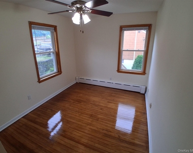16 Richardson Place - Photo Thumbnail 12