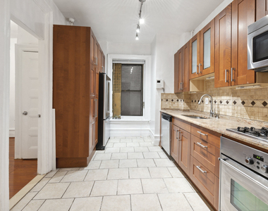 243 W 98th Street - Photo Thumbnail 3