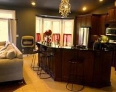 202 Baylor Drive - Photo Thumbnail 4
