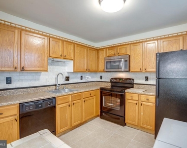 11180 Rienzi Place - Photo Thumbnail 13