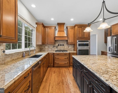 5871 Paine Run Place - Photo Thumbnail 8