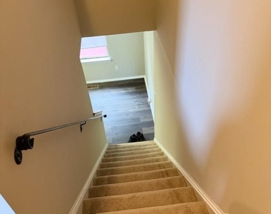 3153 Antrim Circle - Photo Thumbnail 10