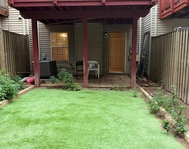 3153 Antrim Circle - Photo Thumbnail 17