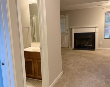3153 Antrim Circle - Photo Thumbnail 13