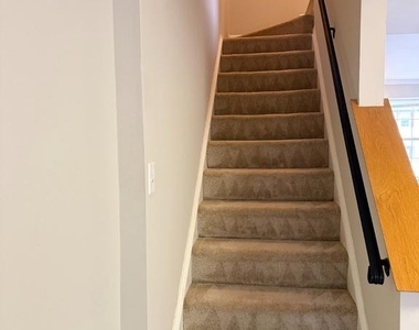 3153 Antrim Circle - Photo Thumbnail 6