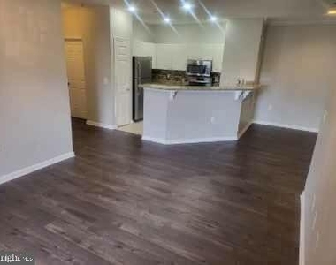 11317 Aristotle Drive - Photo Thumbnail 5