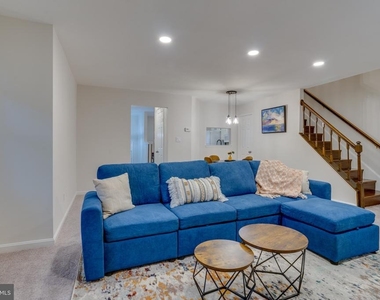 3700 Roxbury Lane - Photo Thumbnail 20