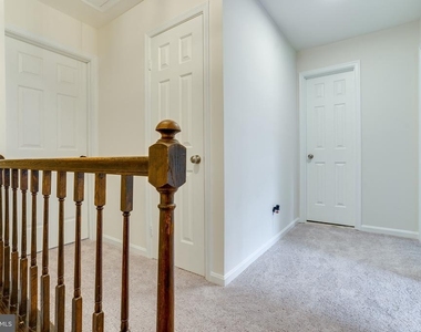3700 Roxbury Lane - Photo Thumbnail 31