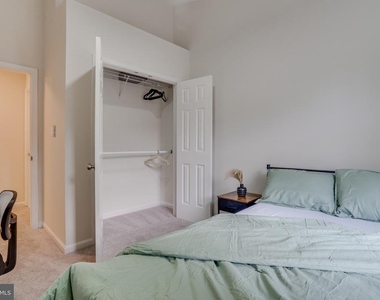 3700 Roxbury Lane - Photo Thumbnail 46