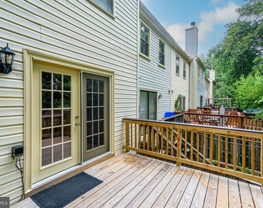 3700 Roxbury Lane - Photo Thumbnail 28