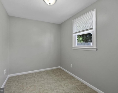 8908 Charles Augustine Drive - Photo Thumbnail 11