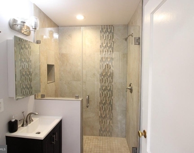 4009 Taney Avenue - Photo Thumbnail 10
