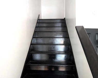 1729 N 24th - Photo Thumbnail 5