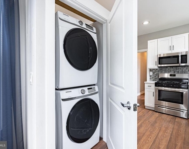 168 Green Lane - Photo Thumbnail 8