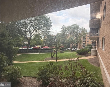 309 Florence Avenue - Photo Thumbnail 11