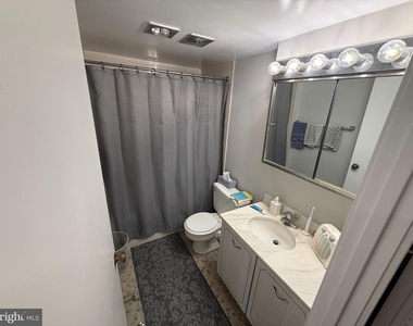 309 Florence Avenue - Photo Thumbnail 10