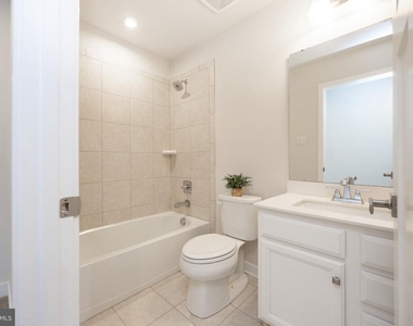 265 Chase Drive - Photo Thumbnail 20