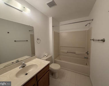 278 Yorktown Court - Photo Thumbnail 27