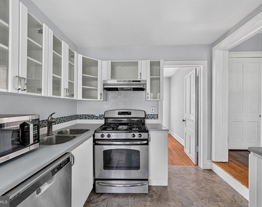 301 Nassau Street - Photo Thumbnail 10