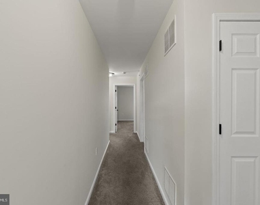 1032 Lamberton Street - Photo Thumbnail 24